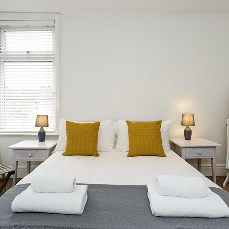 Percy Terrace - Charming 2 Bedroom Town House Portsmouth Eksteriør bilde