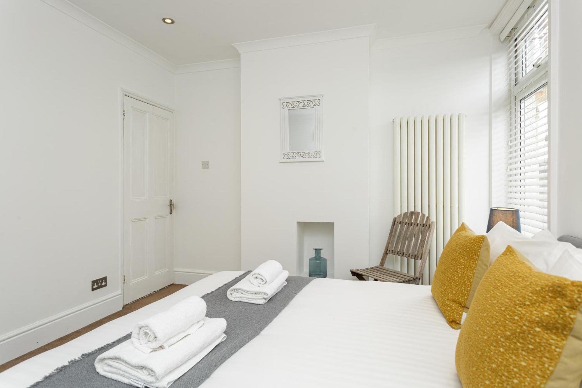 Percy Terrace - Charming 2 Bedroom Town House Portsmouth Eksteriør bilde